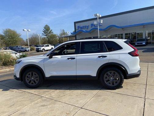 Platinum White Pearl 2026 Honda CR-V Hybrid TrailSport