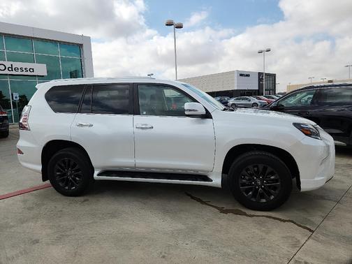 2023 Lexus GX 460 Base