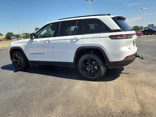 2023 Jeep Grand Cherokee Altitude