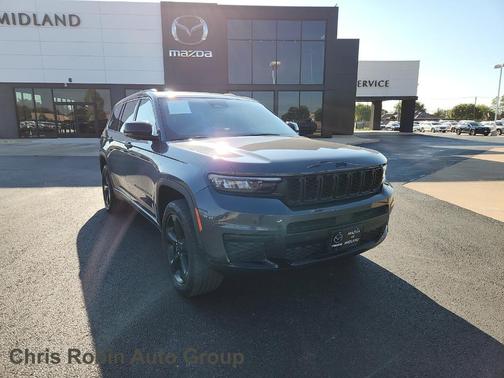 2022 Jeep Grand Cherokee L Laredo