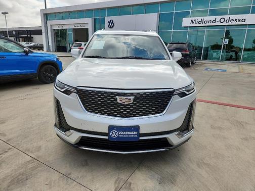 2023 Cadillac XT6 Premium Luxury FWD