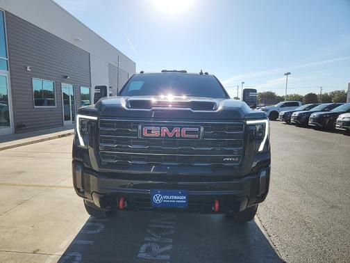 2024 GMC Sierra 2500 AT4