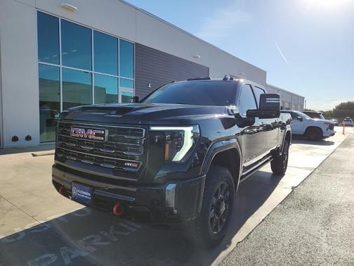 2024 GMC Sierra 2500 AT4