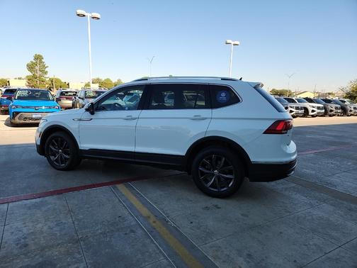 2024 Volkswagen Tiguan 2.0T SE