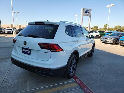 2024 Volkswagen Tiguan 2.0T SE