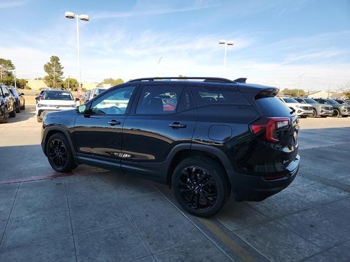 2022 GMC Terrain SLT