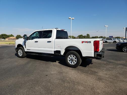 2023 Ford F-250 XLT