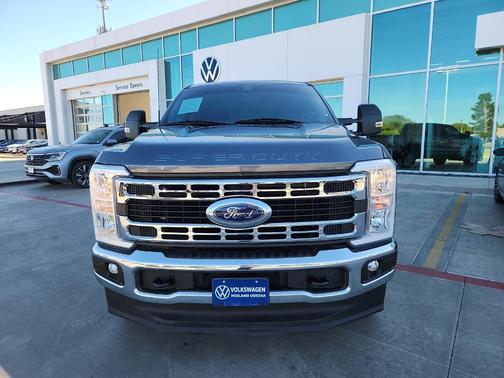 2024 Ford F-250 XLT