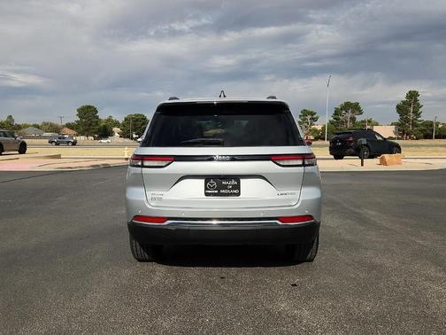 2022 Jeep Grand Cherokee Limited