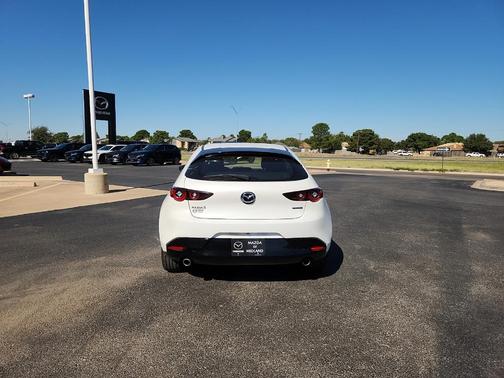 2023 Mazda Mazda3 FWD w/Preferred Package