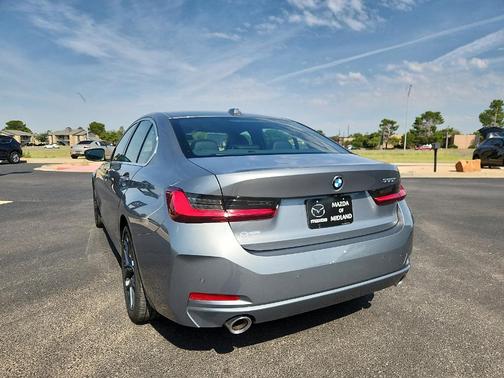 2025 BMW 330 i