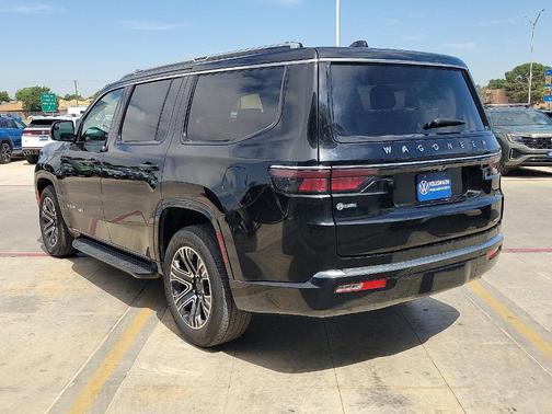 2024 Jeep Wagoneer Series II