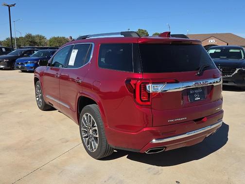 2020 GMC Acadia Denali