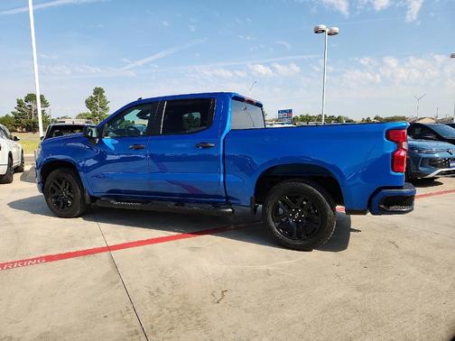 2024 Chevrolet Silverado 1500 Custom