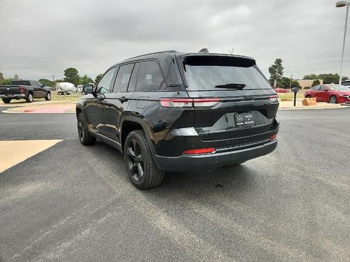 2023 Jeep Grand Cherokee Altitude
