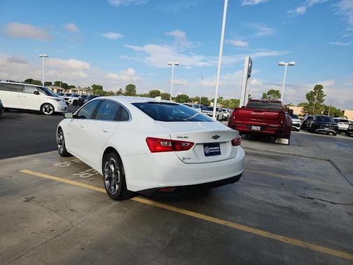 2024 Chevrolet Malibu LT
