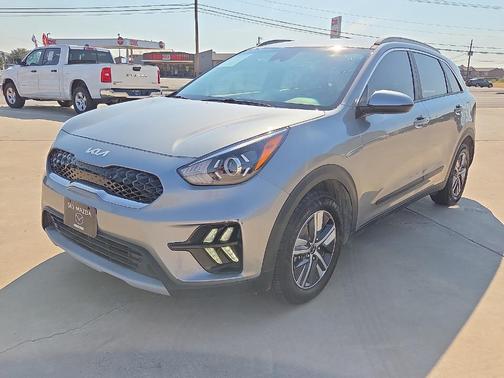 2022 Kia Niro LXS