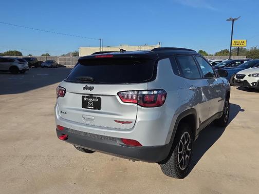 2024 Jeep Compass Trailhawk