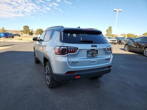 2024 Jeep Compass Trailhawk