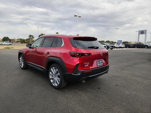 2026 Mazda CX-50 Premium