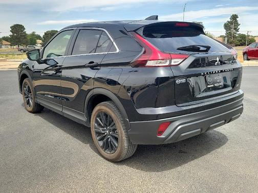 2024 Mitsubishi Eclipse Cross LE