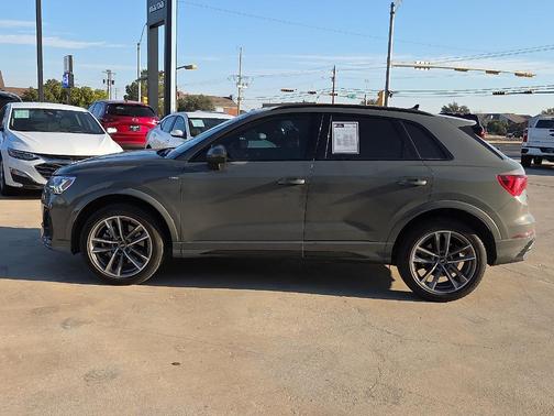 2022 Audi Q3 45 S line Premium Plus