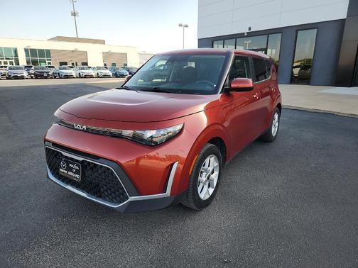 2024 Kia Soul LX