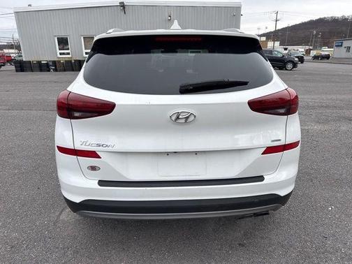 2020 Hyundai TUCSON Sport