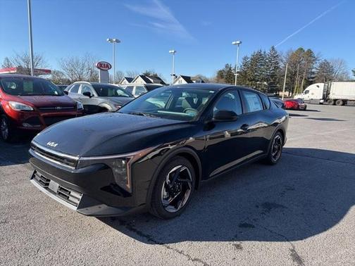 2025 Kia K4 EX