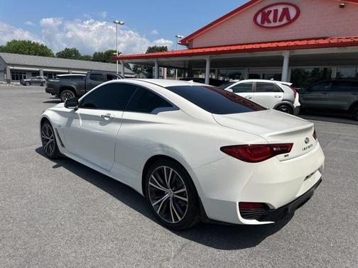 2017 INFINITI Q60 3.0T Premium