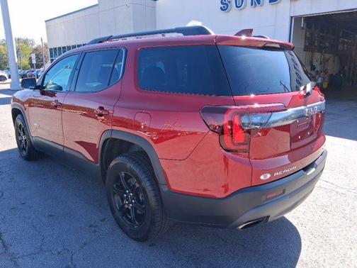 2021 GMC Acadia AT4