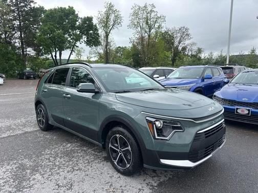 2025 Kia Niro EX