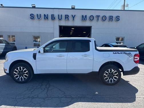 Oxford White 2022 Ford Maverick Lariat