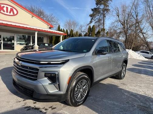 2024 Chevrolet Traverse LT