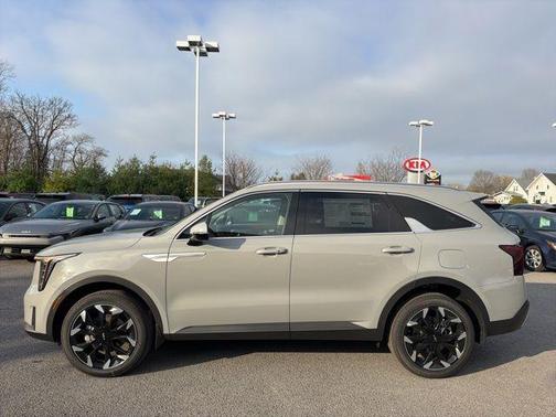 Wolf Gray 2026 Kia Sorento EX