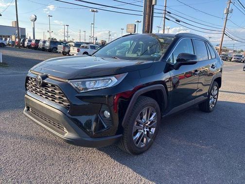 2021 Toyota RAV4 XLE Premium