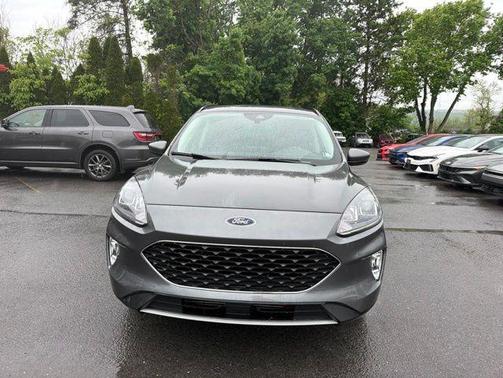 Gray Metallic 2022 Ford Escape SEL
