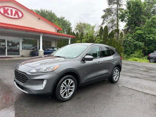 Gray Metallic 2022 Ford Escape SEL