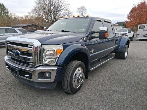 2015 Ford F-450 Lariat