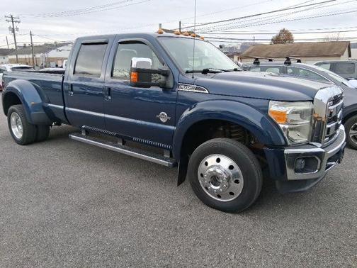 2015 Ford F-450 Lariat