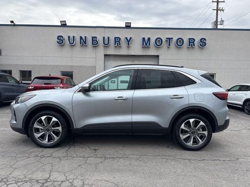 2023 Ford Escape Platinum