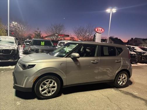 2024 Kia Soul LX