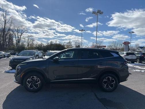 2023 Kia Sportage LX