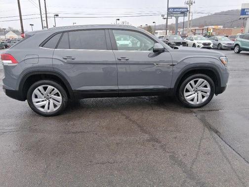 2020 Volkswagen Atlas Cross Sport 2.0T SE w/Technology