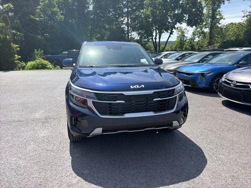 Dark Ocean Blue 2026 Kia Seltos LX