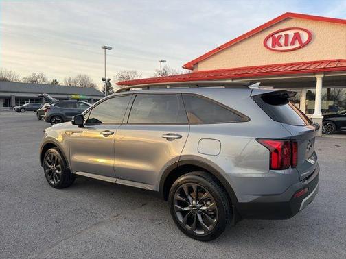 Everlasting Silver 2023 Kia Sorento X-Line EX