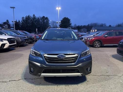 2022 Subaru Outback Premium