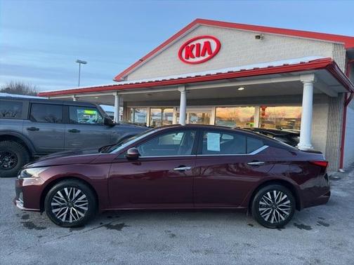 2023 Nissan Altima 2.5 SV