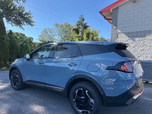 2026 Kia Sportage Hybrid S