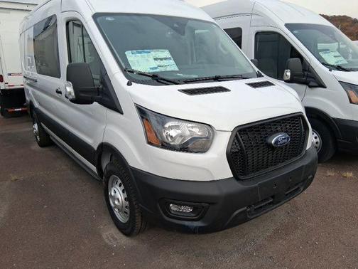 2025 Ford Transit-250 148 WB Medium Roof Cargo